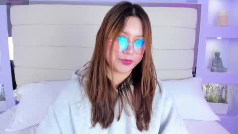 Lanna online show from February 28, 2025, 11:36 am