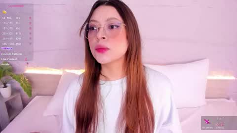 Lanna online show from January 7, 2026, 11:45 am