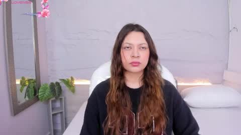 Lanna online show from May 5, 2026, 11:51 am
