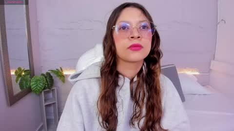 Snapshot of lanna_18_ chatting on May 13, 2026, 11:40 am Lanna online show from May 13, 2026, 11:40 am