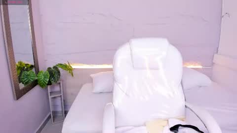 Snapshot of lanna_18_ chatting on June 12, 2026, 11:53 am Lanna online show from June 12, 2026, 11:53 am