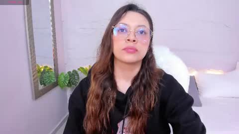 Snapshot of lanna_18_ chatting on July 6, 2026, 12:02 pm Lanna online show from July 6, 2026, 12:02 pm