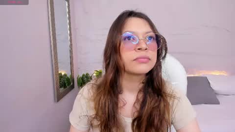 Snapshot of lanna_18_ chatting on July 13, 2026, 1:14 pm Lanna online show from July 13, 2026, 1:14 pm
