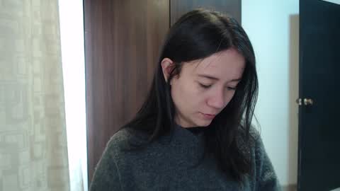 Snapshot of lanna_mills chatting on December 9, 2024, 1:13 pm Lanna online show from December 9, 2024, 1:13 pm