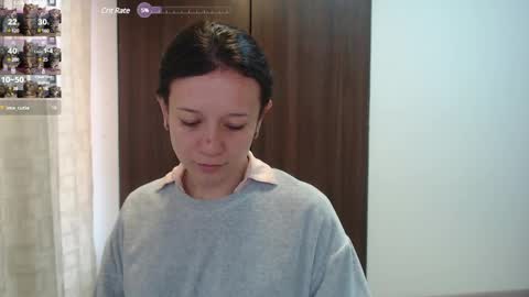 Snapshot of lanna_mills chatting on December 27, 2024, 1:28 pm Lanna online show from December 27, 2024, 1:28 pm