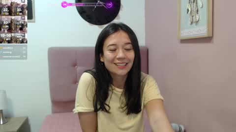 Snapshot of lanna_mills chatting on February 22, 2025, 4:40 pm Lanna online show from February 22, 2025, 4:40 pm