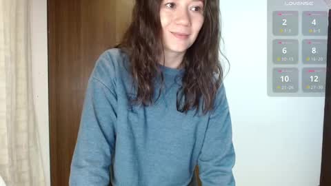 Lanna online show from October 14, 2025, 1:34 pm