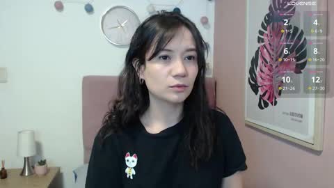 Lanna online show from October 29, 2025, 1:24 pm