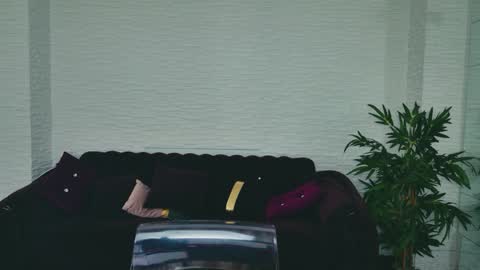 Snapshot of lannaskyy chatting on April 6, 2026, 6:53 pm Lanna online show from April 6, 2026, 6:53 pm