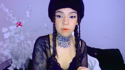 Snapshot of lannie_gonzales chatting on October 8, 2025, 4:04 pm LANNIE   online show from October 8, 2025, 4:04 pm