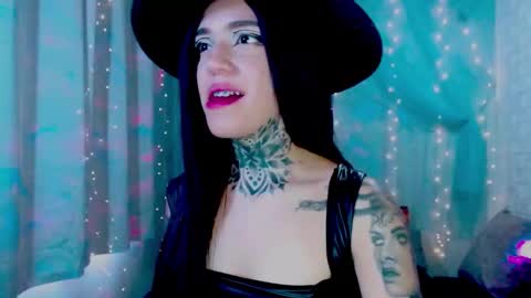 LANNIE   online show from March 7, 2026, 3:20 pm