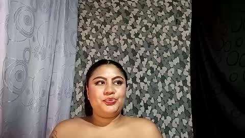 lapeligrosa_ online show from April 29, 2026, 5:30 pm