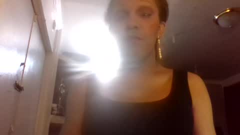 Lapuzzycat201923 online show from October 28, 2025, 1:20 am