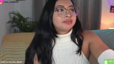 Lara  online show from April 17, 2026, 1:52 am