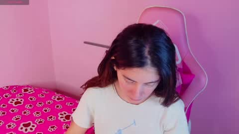 LARA online show from April 22, 2026, 11:56 am