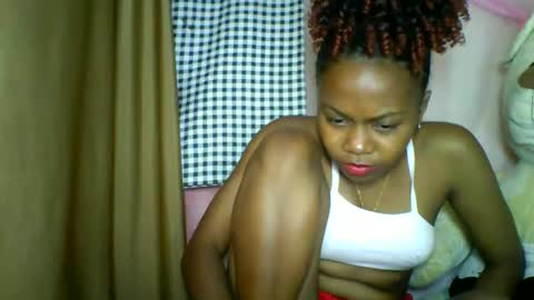 lara_belle online show from May 25, 2026, 7:20 pm