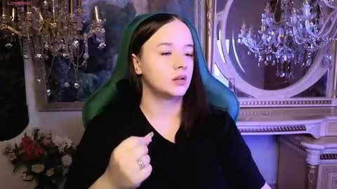 lara_benson_ online show from March 25, 2026, 6:03 pm