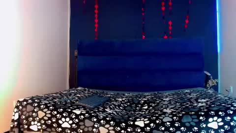 Snapshot of lara_brunette chatting on February 17, 2025, 11:44 am Lara Brunette  online show from February 17, 2025, 11:44 am
