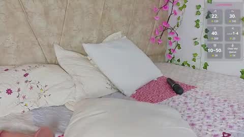 Snapshot of lara_gil_ chatting on March 11, 2026, 9:32 pm Lara Gill online show from March 11, 2026, 9:32 pm