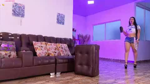 Hello Guys I am Lara Giraldo  WELCOME To my room online show from July 25, 2026, 11:13 pm