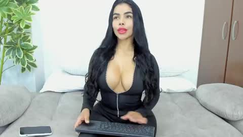 LARA SINS online show from April 17, 2026, 3:04 pm