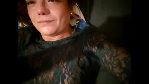 Snapshot of laraa333 chatting on October 25, 2025, 10:37 pm Little online show from October 25, 2025, 10:37 pm