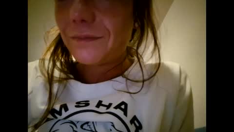 Snapshot of laraa333 chatting on November 13, 2025, 10:30 pm Little online show from November 13, 2025, 10:30 pm