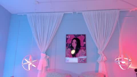 Snapshot of laraa_rous chatting on September 23, 2025, 3:53 am lara online show from September 23, 2025, 3:53 am