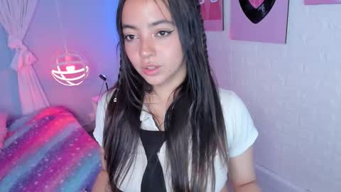 Snapshot of laraa_rous chatting on September 26, 2025, 3:32 am lara online show from September 26, 2025, 3:32 am