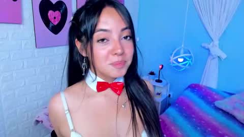 Snapshot of laraa_rous chatting on October 13, 2025, 8:09 pm lara online show from October 13, 2025, 8:09 pm