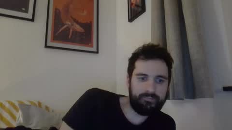 Snapshot of laraaan chatting on May 4, 2026, 6:48 pm laraaan online show from May 4, 2026, 6:48 pm