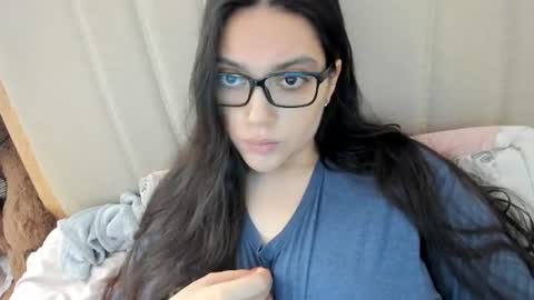 lara online show from May 28, 2026, 5:43 pm