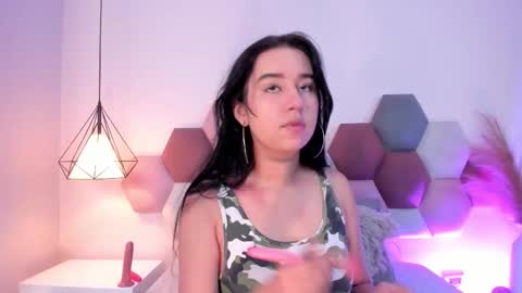  Lara Gold  online show from December 3, 2025, 12:51 am