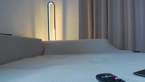 Snapshot of larakanes chatting on April 2, 2026, 8:34 am LaraKanes online show from April 2, 2026, 8:34 am