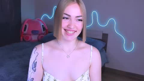 LaraKrein lk online show from September 17, 2025, 1:46 pm