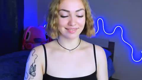 LaraKrein lk online show from September 22, 2025, 2:19 pm