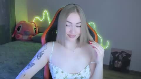 LaraKrein lk online show from January 15, 2026, 11:37 am