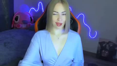 LaraKrein lk online show from February 8, 2026, 12:52 pm