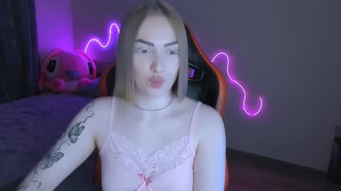 LaraKrein lk online show from March 26, 2026, 4:45 pm