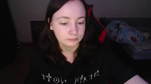 Laralianna online show from December 14, 2025, 3:50 pm