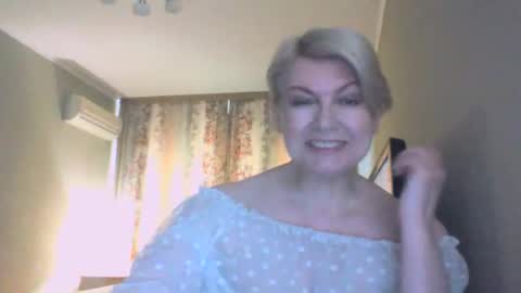 laramrs online show from April 25, 2026, 8:39 am