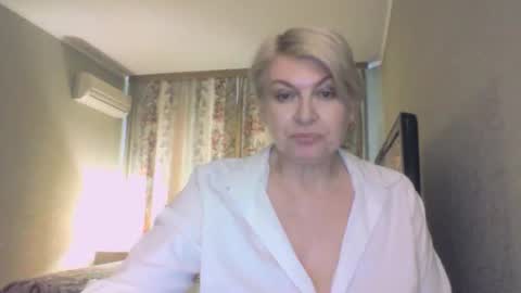 laramrs online show from April 25, 2026, 1:41 pm