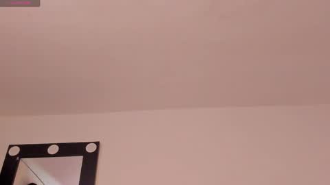 Snapshot of laramurphy chatting on April 13, 2026, 2:00 pm Lara Murphy online show from April 13, 2026, 2:00 pm