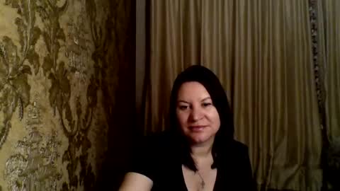 LaraSwity online show from August 2, 2026, 8:40 pm