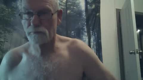 Snapshot of larbie chatting on December 24, 2024, 5:44 pm Larbie online show from December 24, 2024, 5:44 pm