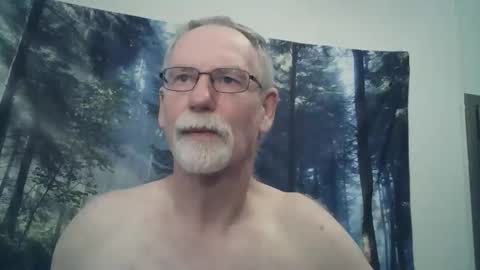Snapshot of larbie chatting on February 14, 2025, 1:02 am Larbie online show from February 14, 2025, 1:02 am
