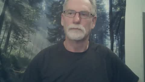 Snapshot of larbie chatting on February 16, 2025, 10:54 am Larbie online show from February 16, 2025, 10:54 am