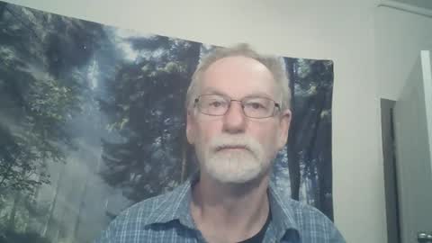 Snapshot of larbie chatting on February 22, 2025, 9:48 pm Larbie online show from February 22, 2025, 9:48 pm