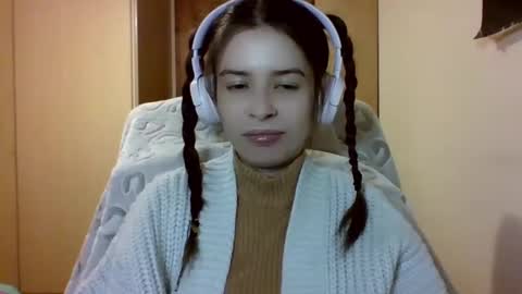 Snapshot of laricenature chatting on February 11, 2025, 7:48 pm Larice online show from February 11, 2025, 7:48 pm