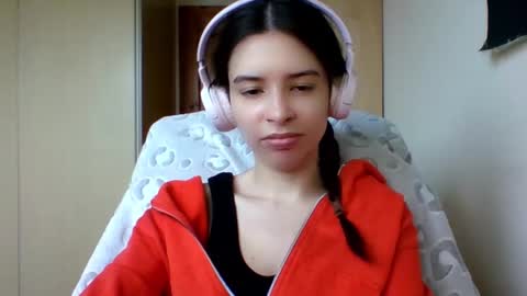 Snapshot of laricenature chatting on February 12, 2025, 1:37 pm Larice online show from February 12, 2025, 1:37 pm
